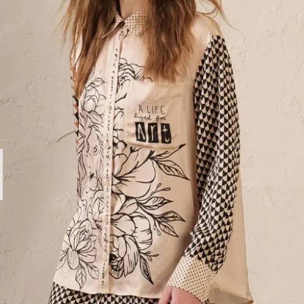 Me369 Scarlett Tattoo Print Silk Shirt - Picture 4 of 12